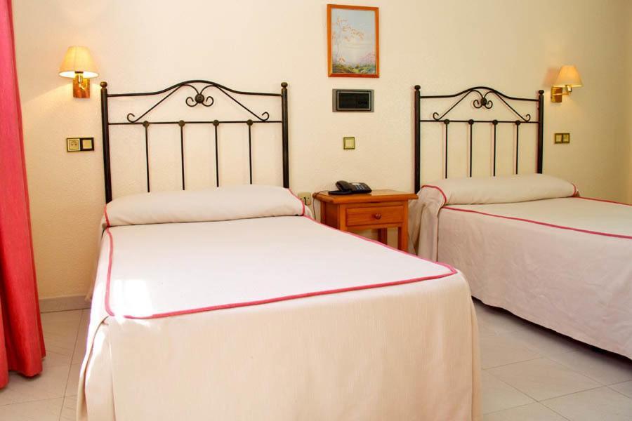 Hotel Mi Casa Antas Pokoj fotografie
